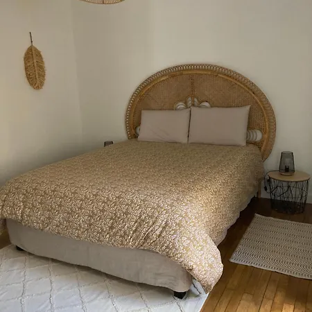 Maison De ثوارس